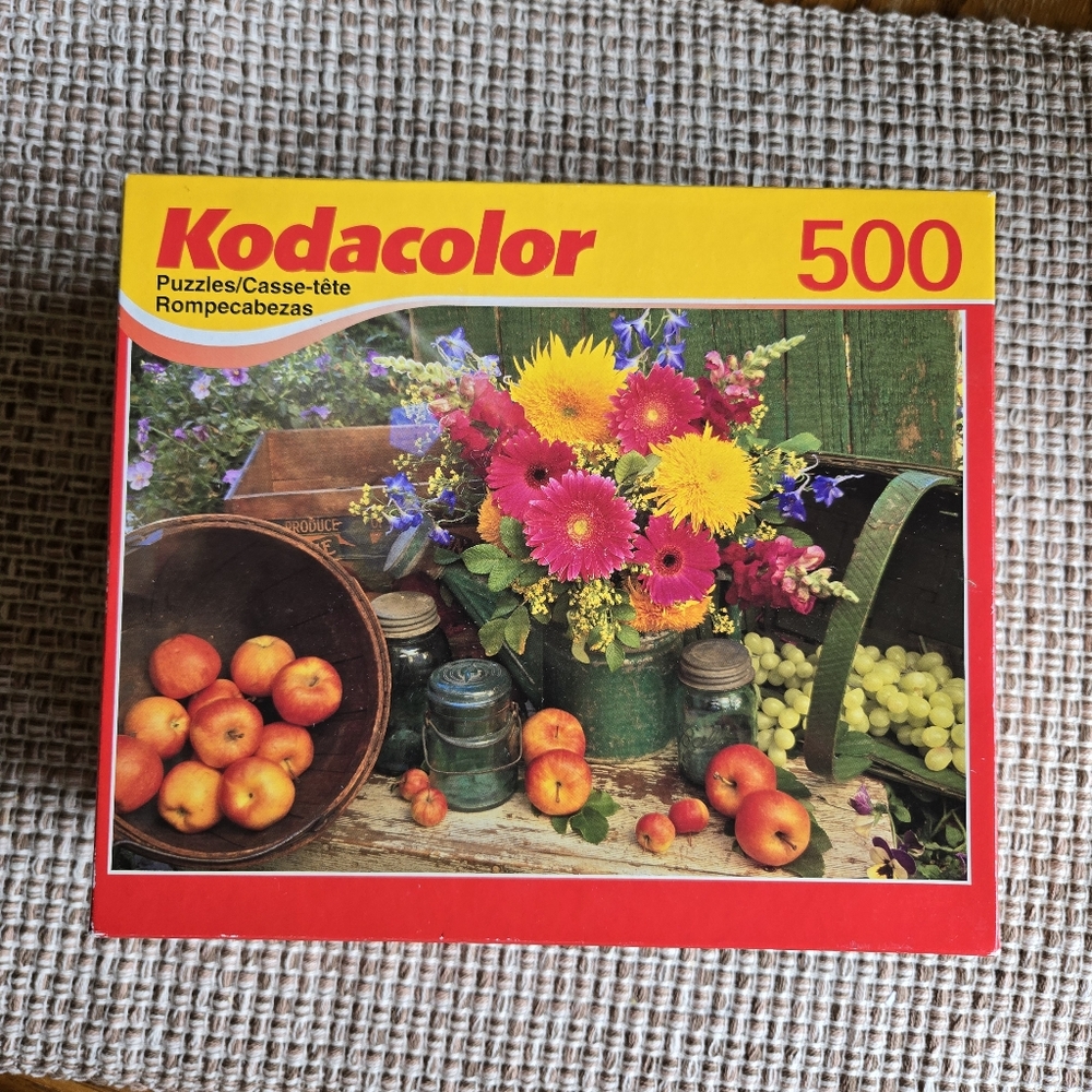 ROSEART Puzzle Fruitful Bounty 500 Piece - Kodacolor Fruit Flowers - Sealed 2005